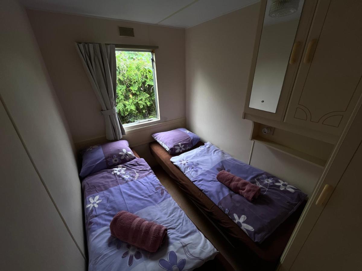 Appartement Autocamp Free Star - Mobilheimy à Strachotin Extérieur photo