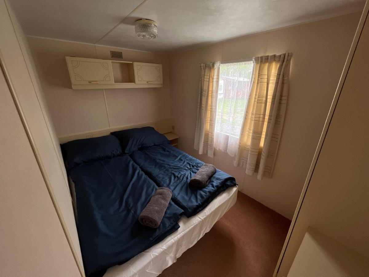 Appartement Autocamp Free Star - Mobilheimy à Strachotin Extérieur photo