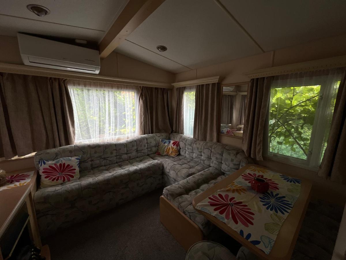 Appartement Autocamp Free Star - Mobilheimy à Strachotin Extérieur photo