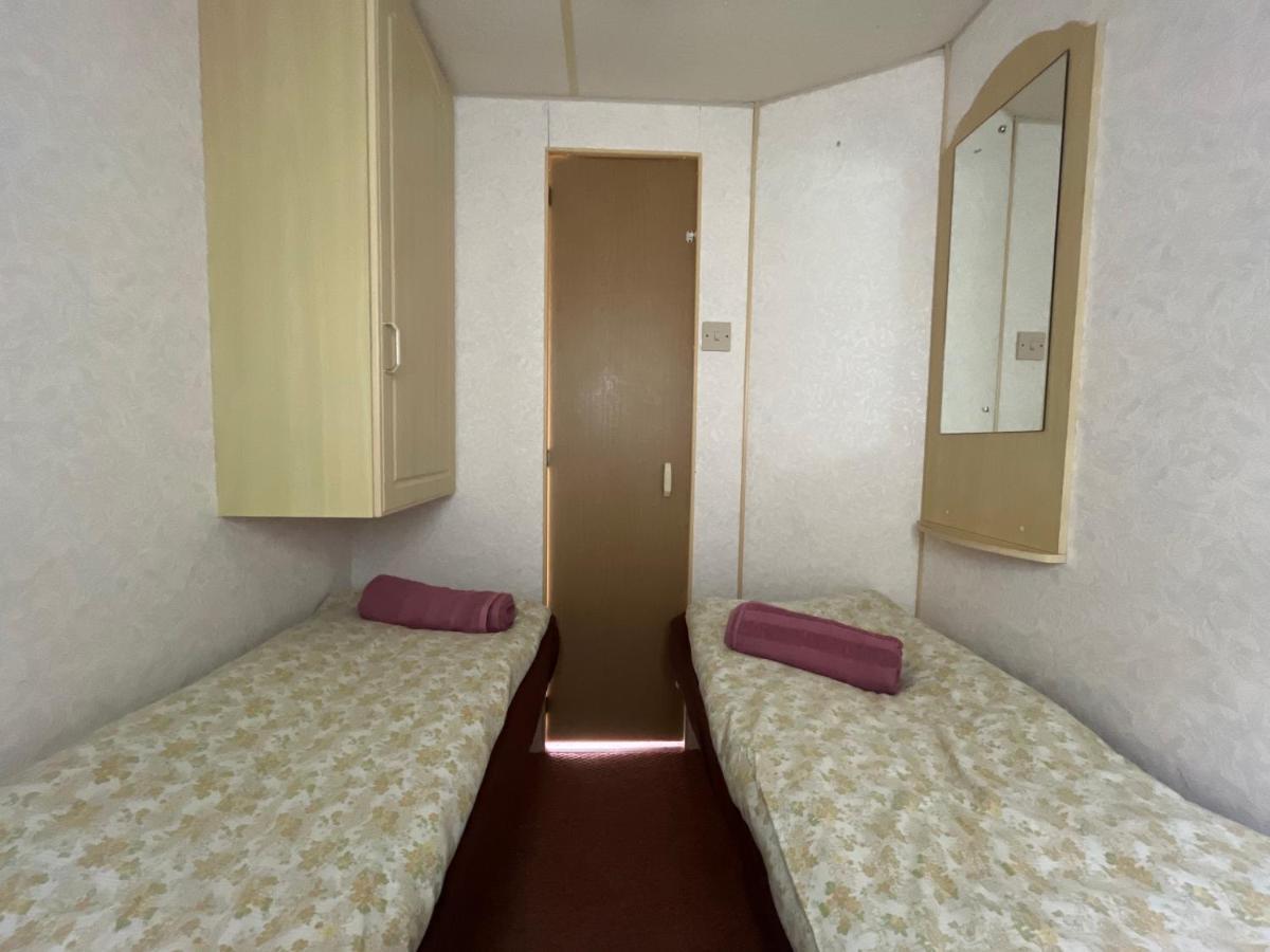 Appartement Autocamp Free Star - Mobilheimy à Strachotin Extérieur photo