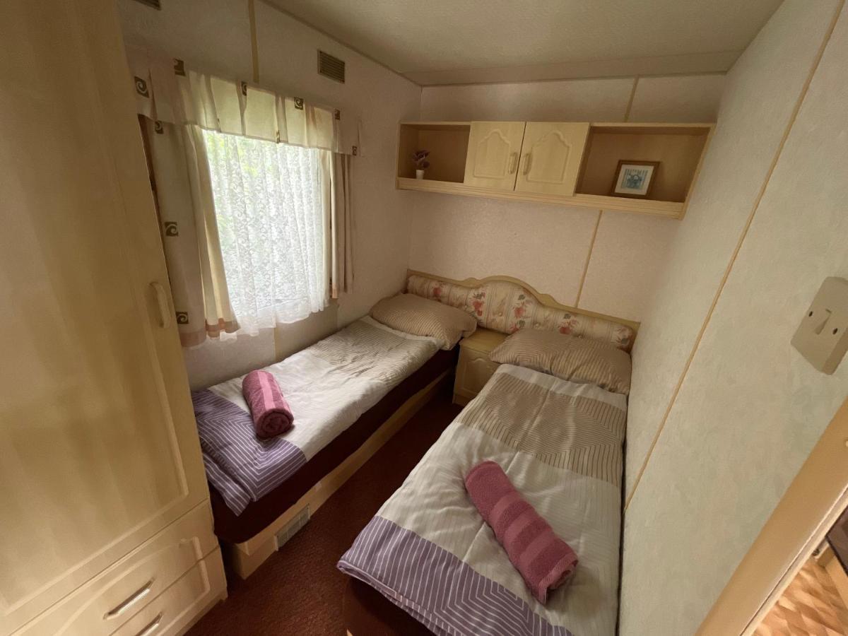 Appartement Autocamp Free Star - Mobilheimy à Strachotin Extérieur photo